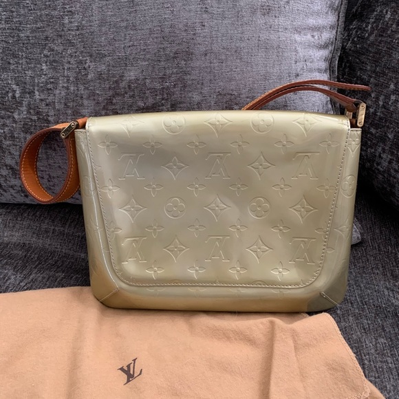 Louis Vuitton Thompson Street shoulder bag. - Picture 2 of 10